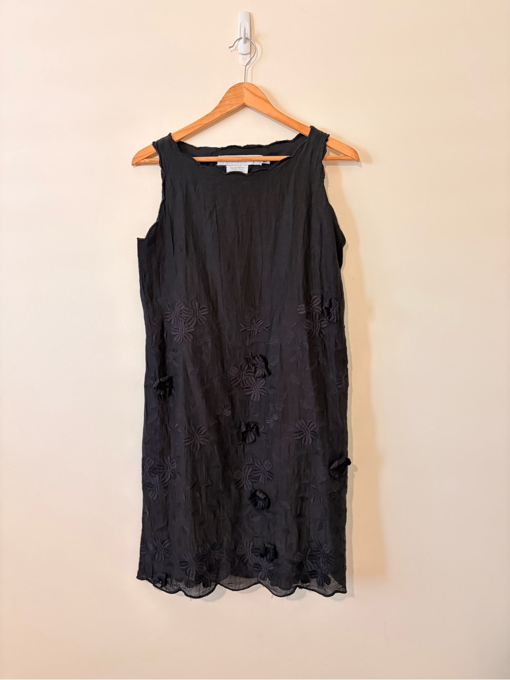 Gretchen Scott Designs Black Sleeveless Floral-Appliqué Midi Dress